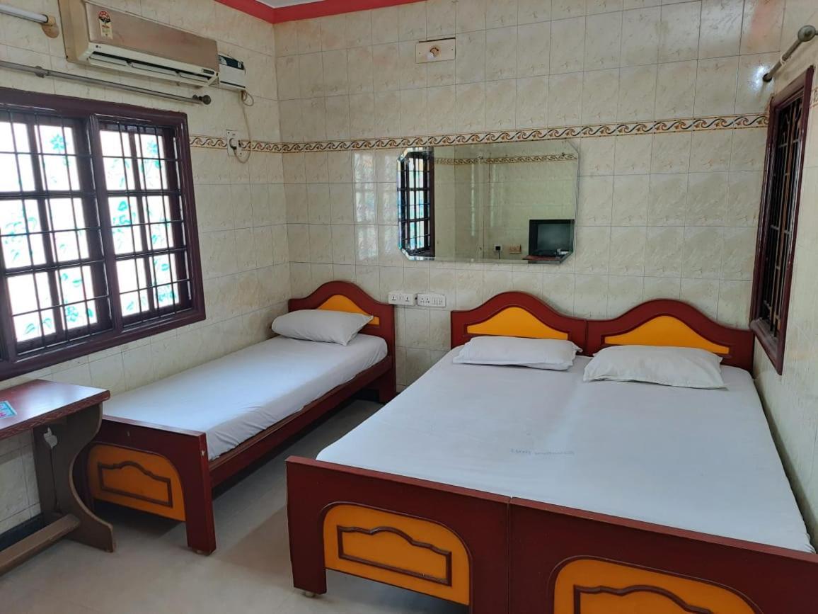 첸나이 Charminar Residency 빌라 외부 사진